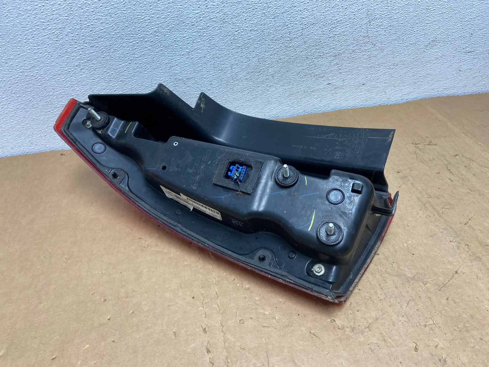 2008 to 2013 Cadillac CTS Right Passenger Side Led Side Tail light AD1255 LK7