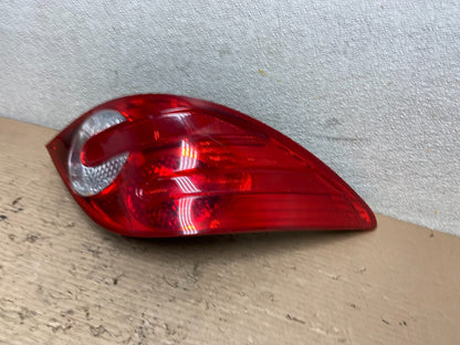 2006 to 2010 Mercedes W251 R-Class Left Driver LH Side Tail Light AA9771 LK1