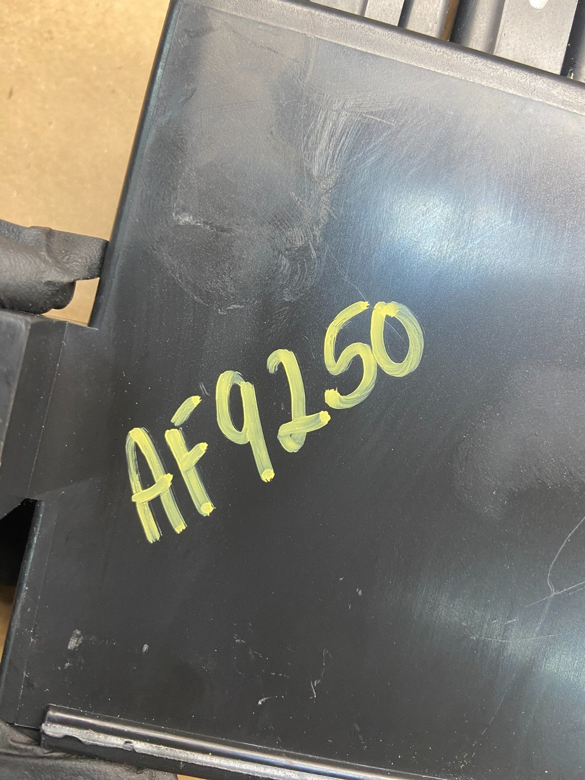 GMC Acadia Yukon Tahoe Rear Trunk Liftgate Power Motor Actuator AF9250 DG5