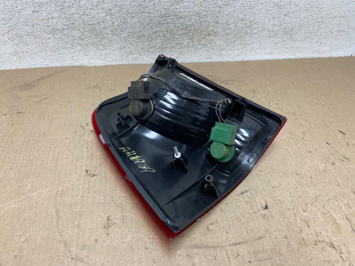 2002 to 2005 Ford Explorer Right Passenger Rh Side Tail light DEPO AH6939 LK4