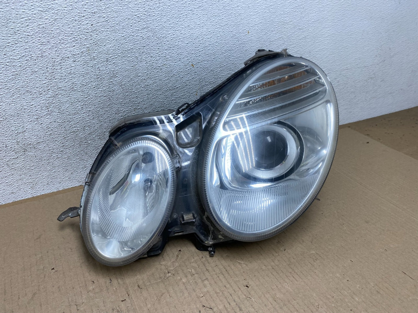 2007 2008 2009 Mercedes E Class Left Driver LH Halogen Headlight AF5858 DW1