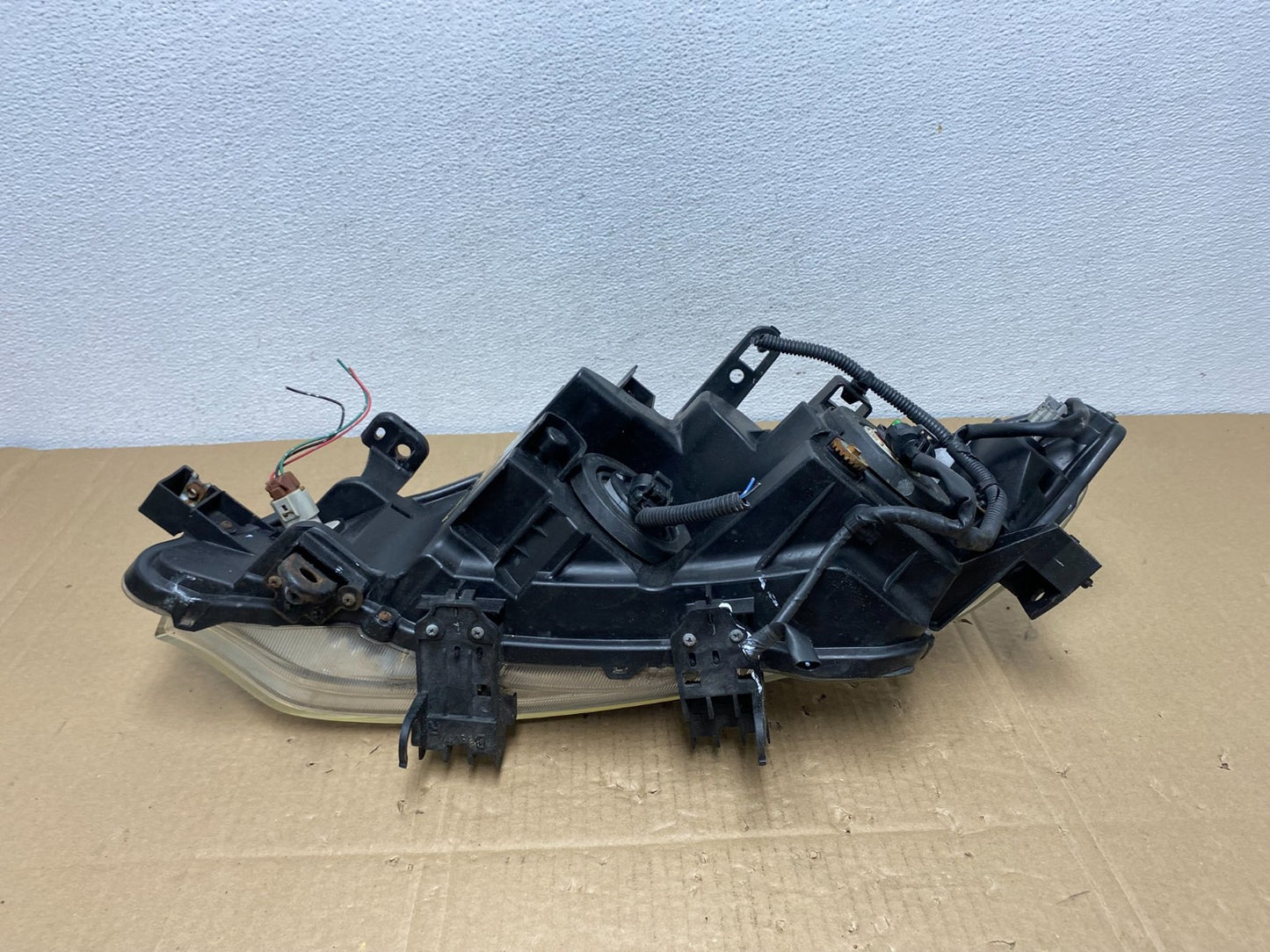 2011 to 2014 Nissan Murano Headlight Right Passenger Rh Oem Halogen AC3840 DW7