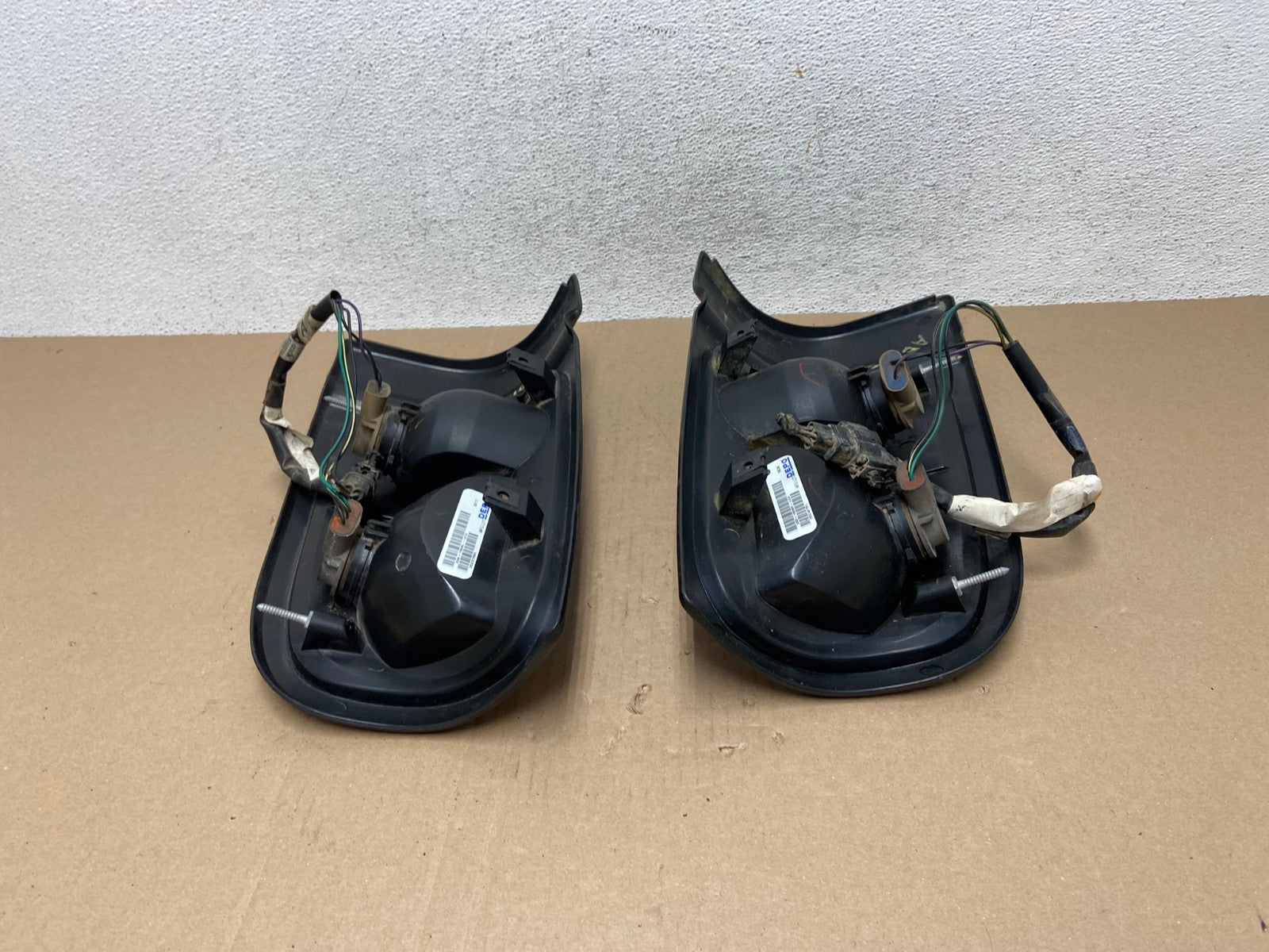 1994 to 2001 Dodge Ram 1500 Left+Right Tail Lights DEPO AE7152 LK6