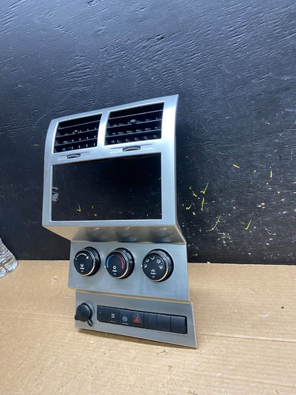 2007 to 2012 Dodge Nitro Dash Climate Temperature Control Radio Bezel W0382 DG1