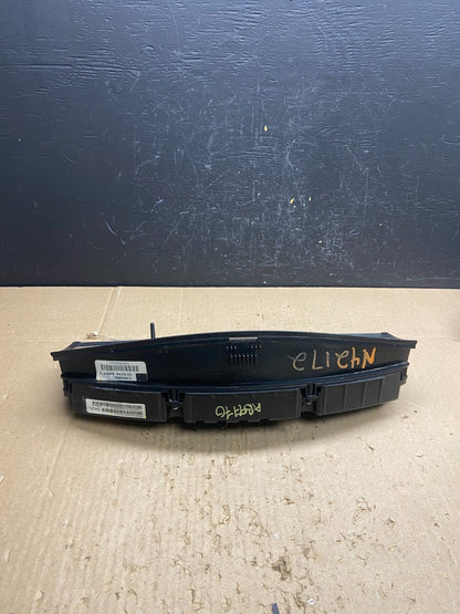 2007 Chrysler 300C Speedometer Instrument Cluster Gauges OEM AB9770 DG4