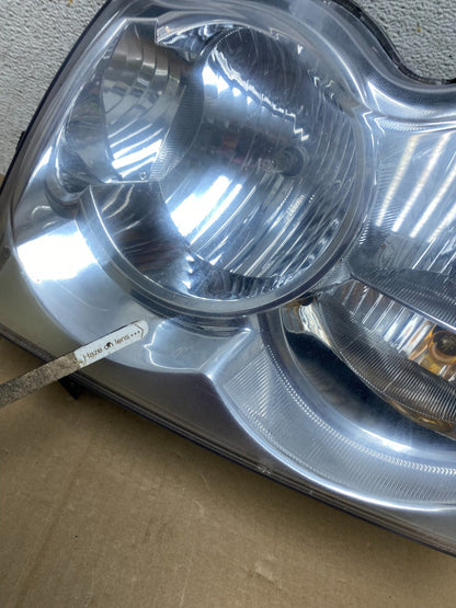 2005-2007 Jeep Grand Cherokee Left Driver LH Halogen Headlight TYC AI1174 DW4