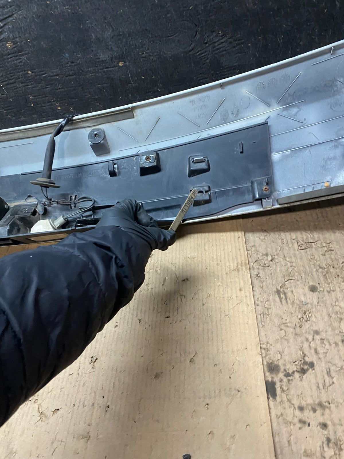 2011-2018 Dodge Grand Caravan Rear Tail Gate Trim Molding Panel OEM X3577 DG17