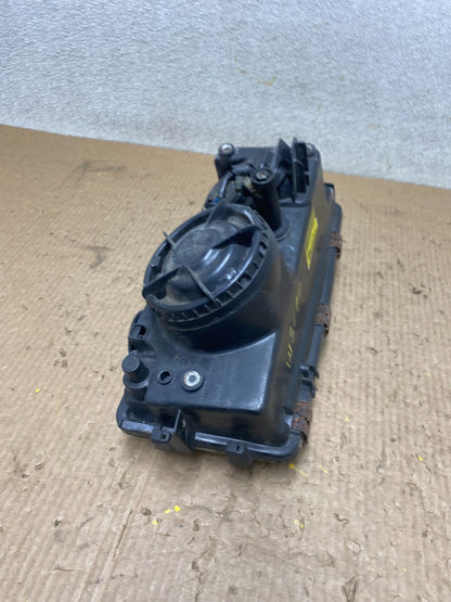 1997-2000 Volvo S70 C70 V70 Left Driver Halogen Headlight Aftermarket W5497 DG6
