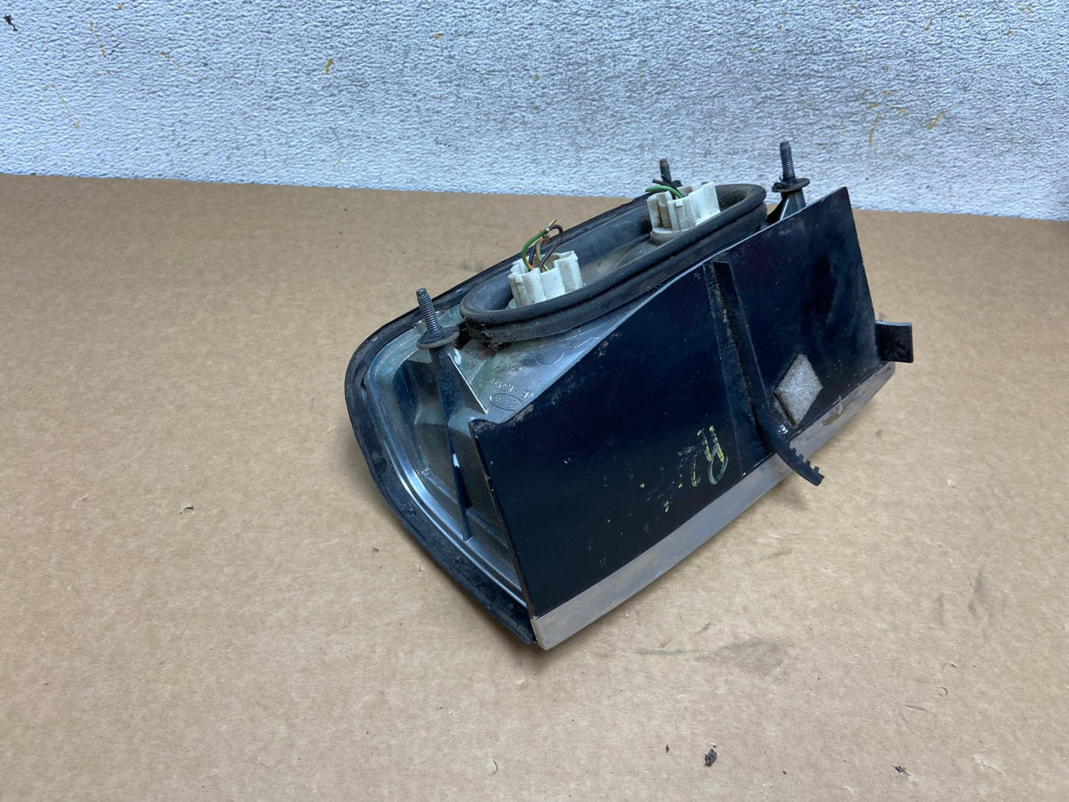 1990 to 1994 Lincoln Town Car Left Driver Side Tail Light AI2587 LK5