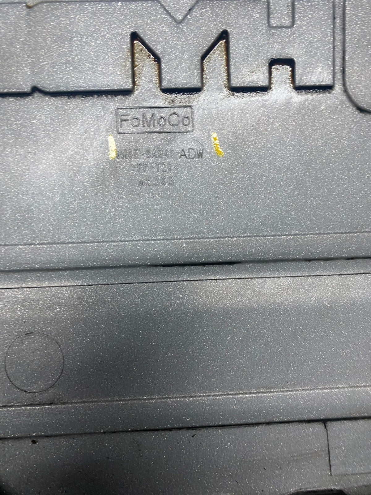 2009 to 2012 Ford Escape Engine Cover 9m6e-6a949-adw u7997 DG8