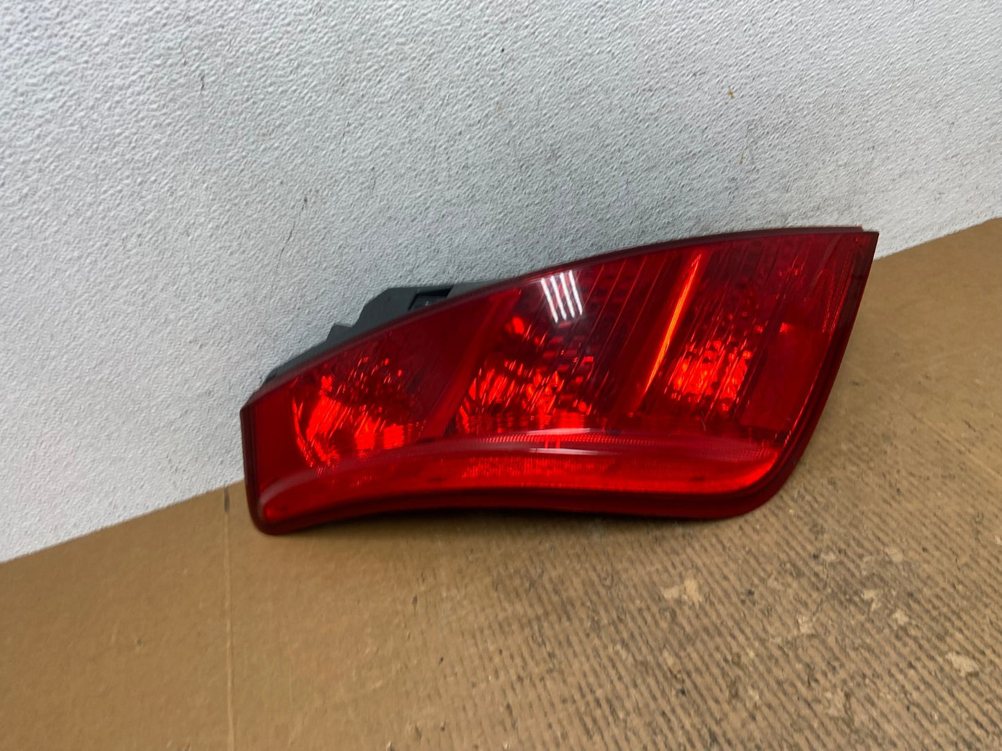 2003 2004 2005 Nissan Murano Left Driver Lh Side Tail Light AE2666 LK2