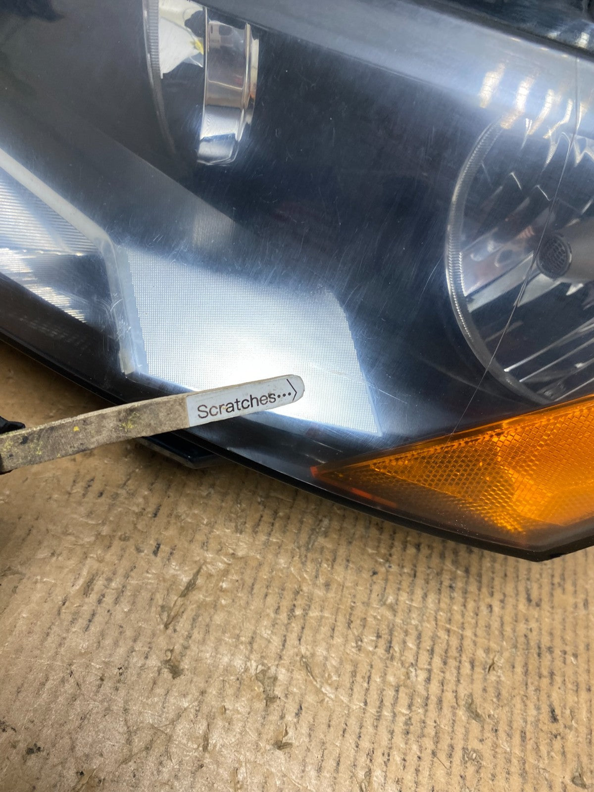 2012-2015 Volkswagen Passat Left Driver LH Side Halogen Headlight AE1231 DW3