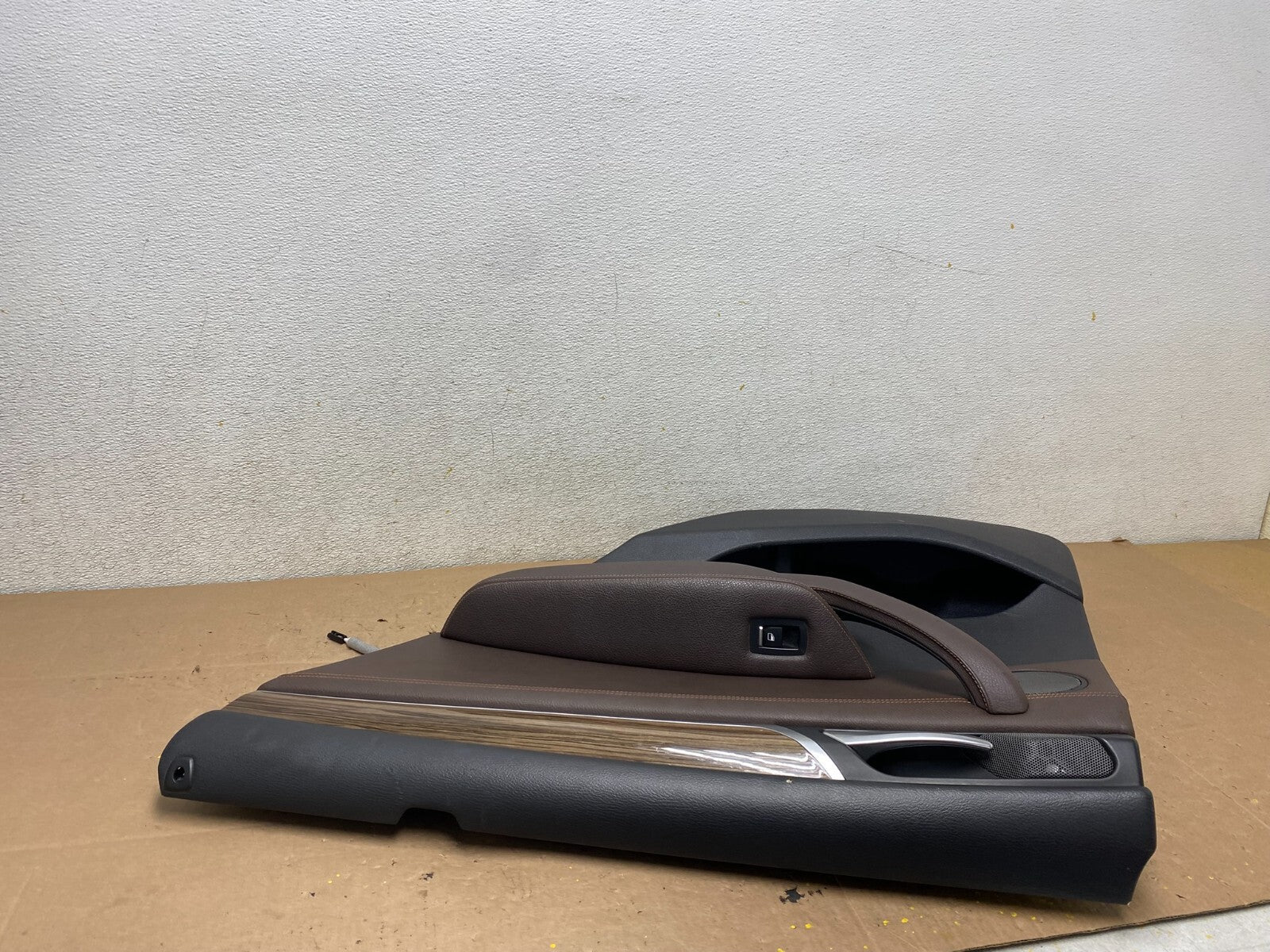 2015 to 2018 BMW X4 Rear Right Passenger Side Door Trim Panel M4052 OEM DG5