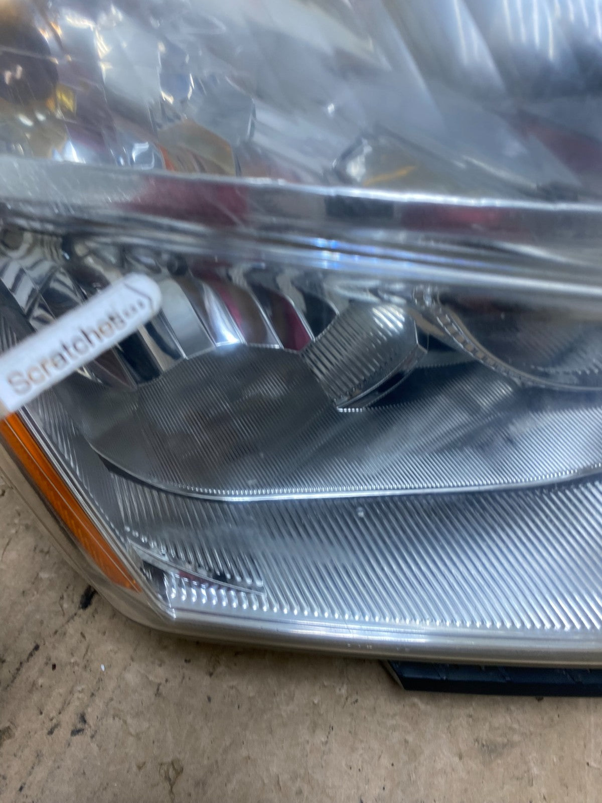 2009-2013 Nissan Rogue Right Passenger Halogen Headlight AG2457 DW3