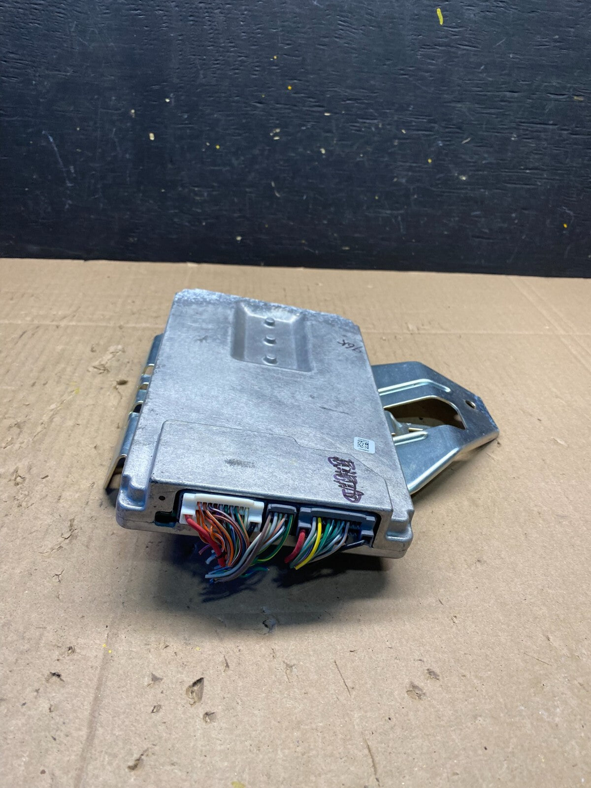 2015 to 2021 Jeep Grand Cherokee Radio Audio Amplifier Module 68444324AB L90893