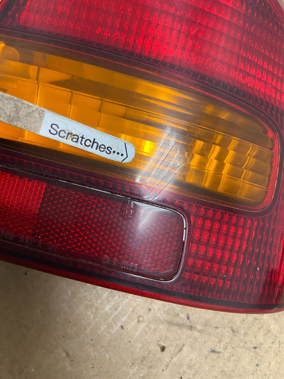 2000 to 2004 Subaru Legacy Right Passenger Rh Side Tail Light AC3217 DW3