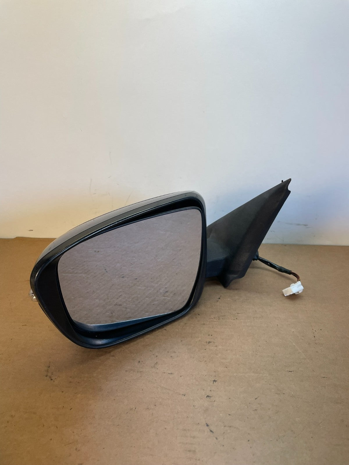 2015 2016 2017 Nissan Juke Left Driver LH Side Door Mirror AG0698 DW2