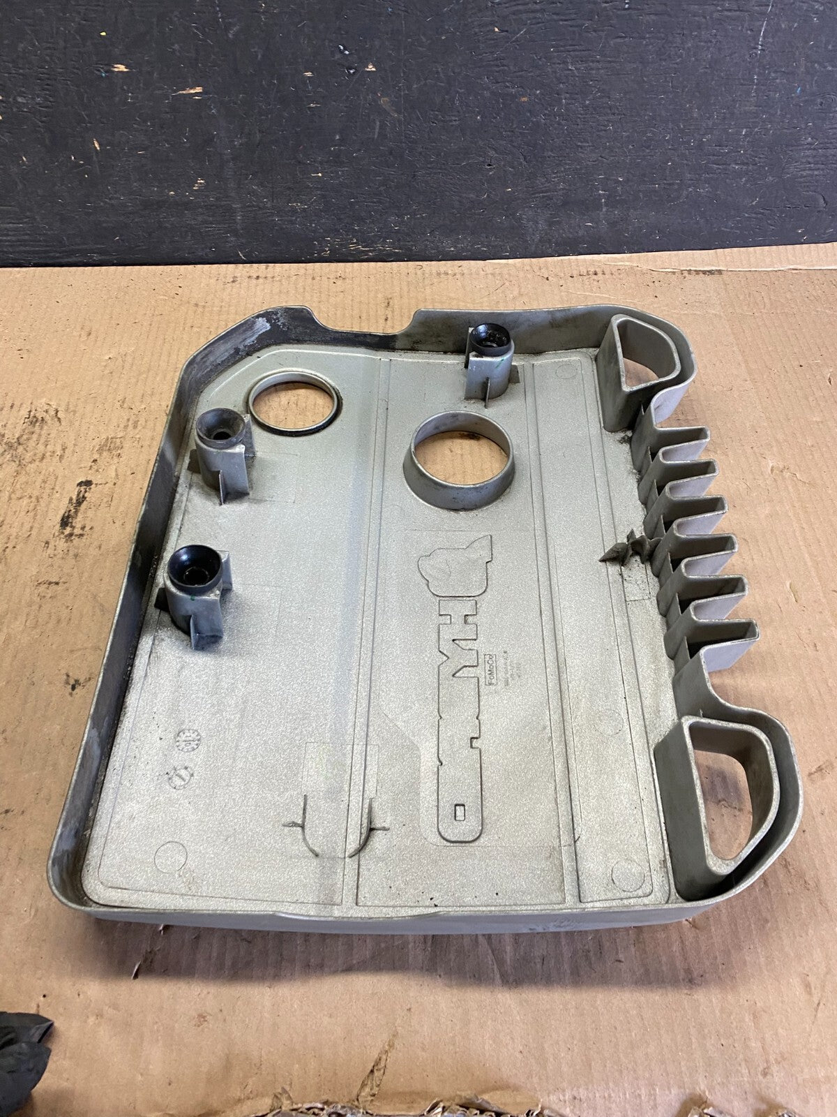 2009 to 2012 Ford Escape Engine Cover 9m6e-6a949-adw L9335 DG6