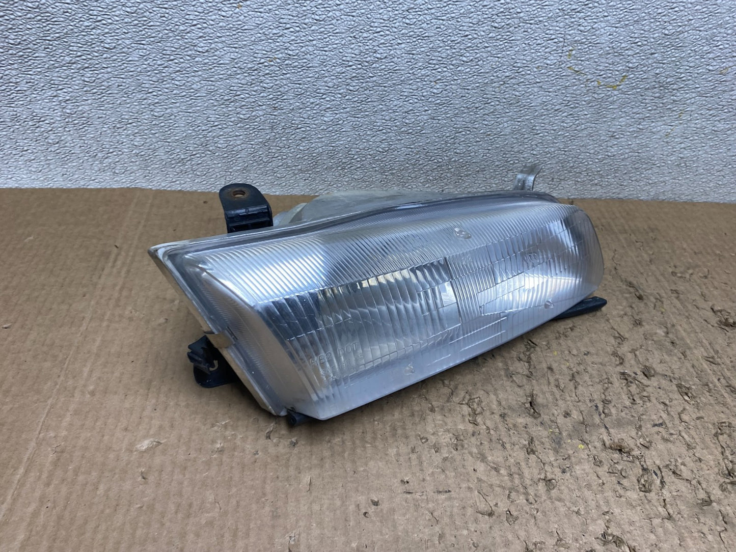 1997 1998 1999 Toyota Camry Right Passenger RH Halogen Headlight W8061 DW2