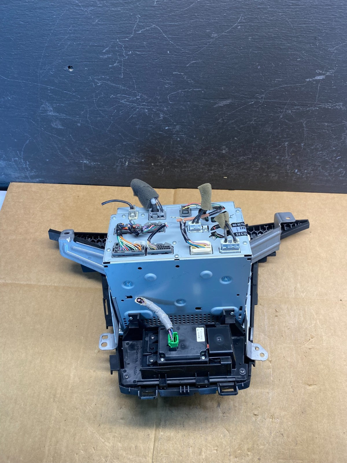 2011 to 2013 Honda Odyssey Radio AM/FM Control Panel AD3633 DG5