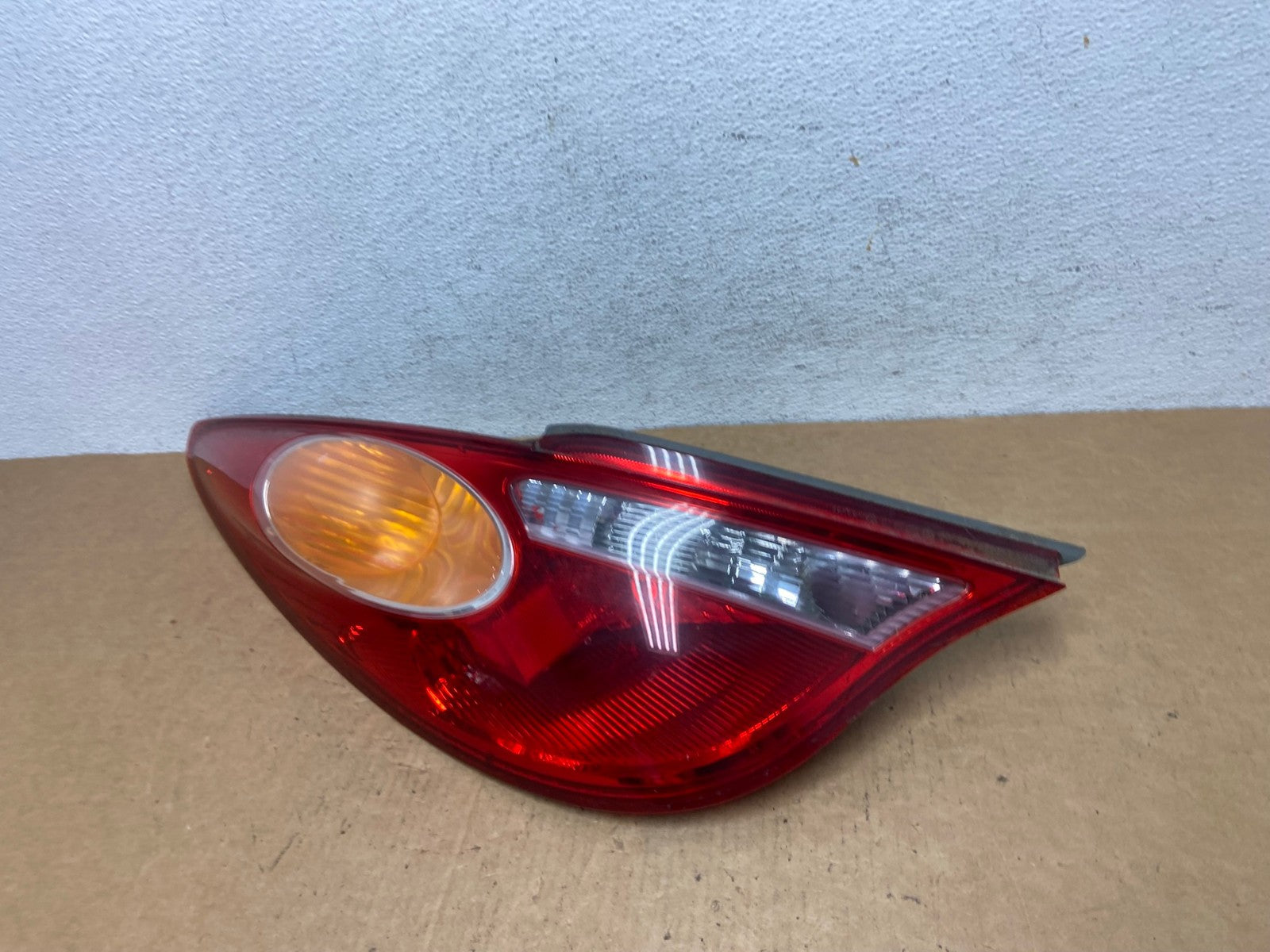 2004 2005 2006 Toyota Solara Left Driver Lh Side Tail Light AD4736 LK1