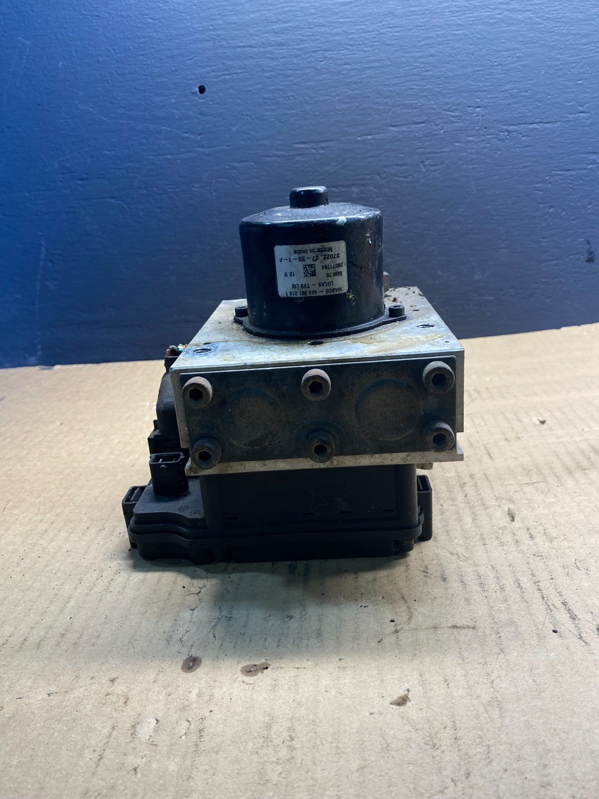 Wabco ABS Pump Hydraulic W/ Module P/N 4460470002 ab7393 DG3