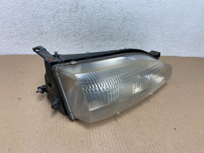 1995 to 1996 Toyota Camry Right Passenger RH Side Headlight AF3084 DW2