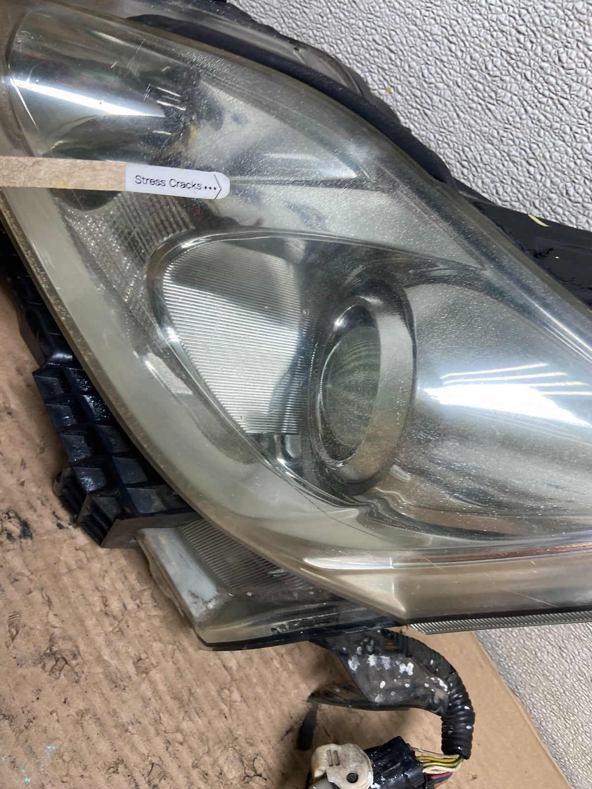 2006 - 2010 Lexus IS250 Left Driver LH Side Xenon Headlight OEM AA9533 DG4