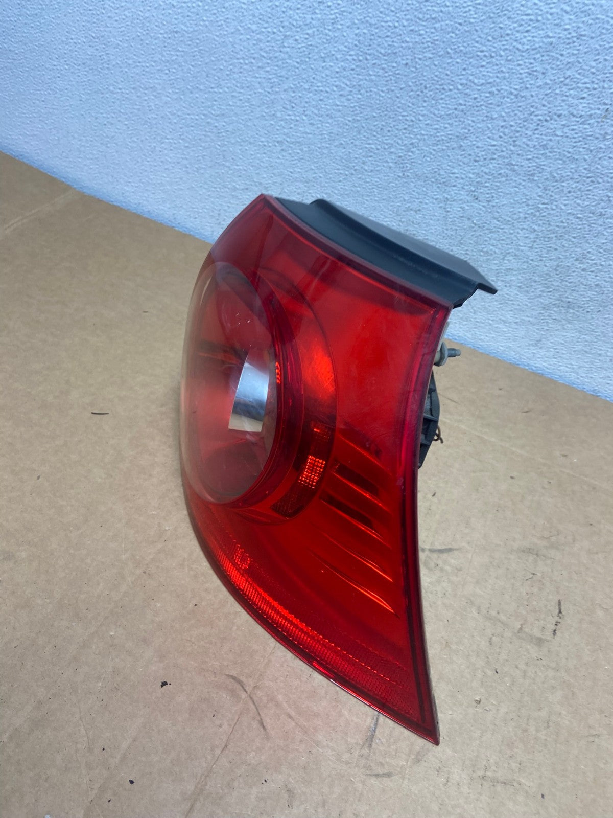 2006 2007 2008 Volkswagen Golf MK5 5 Right Passenger Tail Light AD5380 LK1