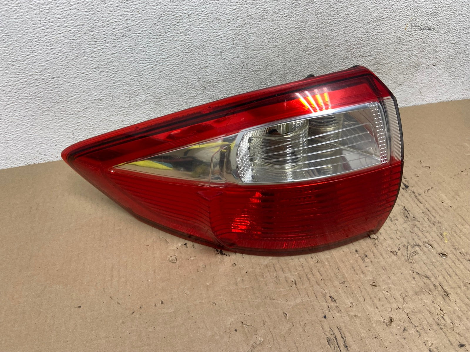 2013 to 2016 Ford C-Max Left Driver Side Tail light AF5909 LK2