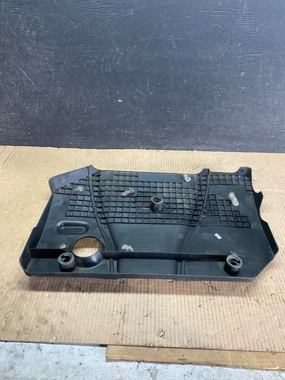 2004 to 2006 Mazda 3 DOHC 16 VALVE Engine Shield Top Cover i3389 DG1 Oem5