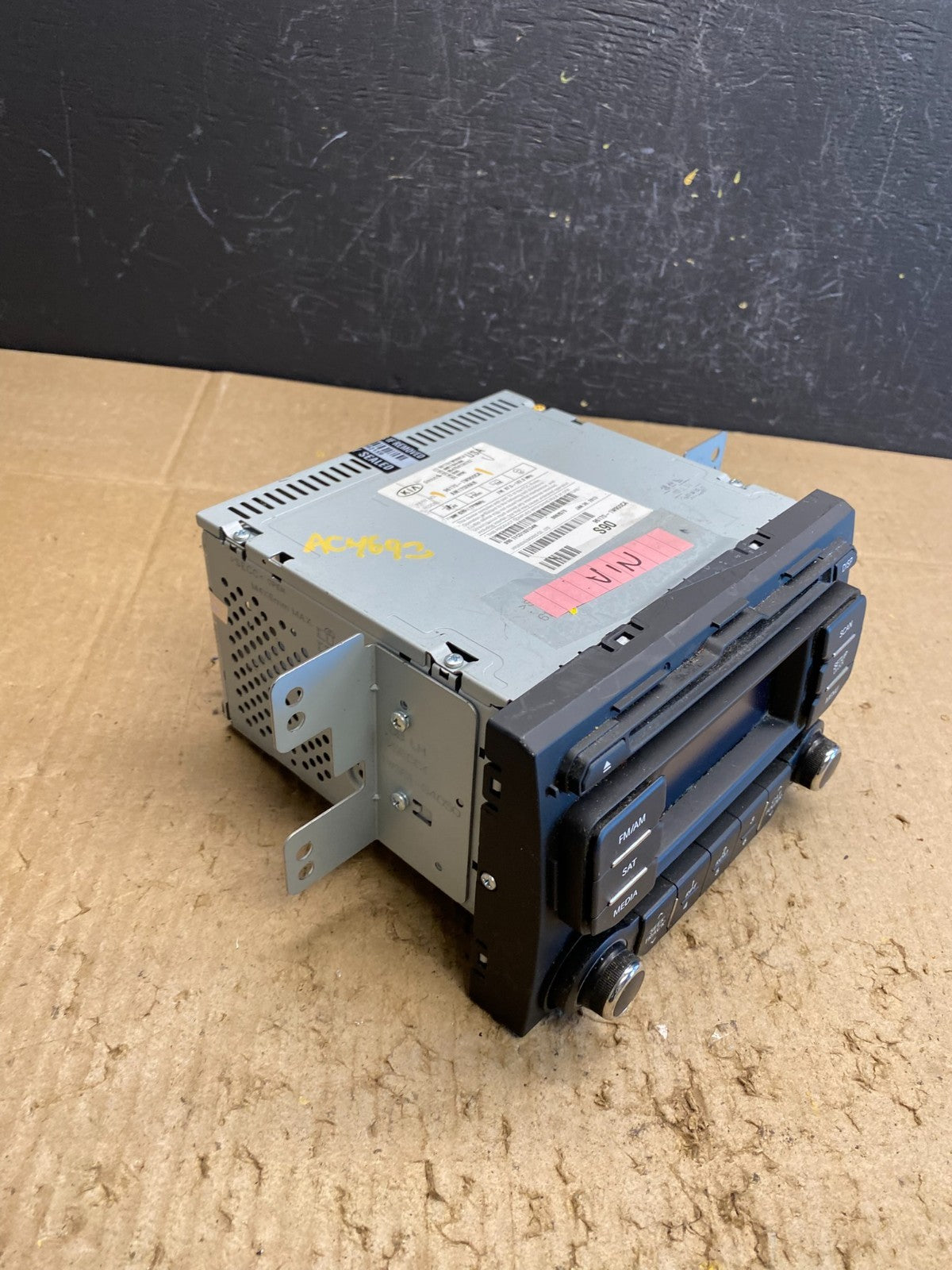 2012 to 2015 Kia Rio Am Fm Cd Player Radio Receiver OEM AC4693 DG1