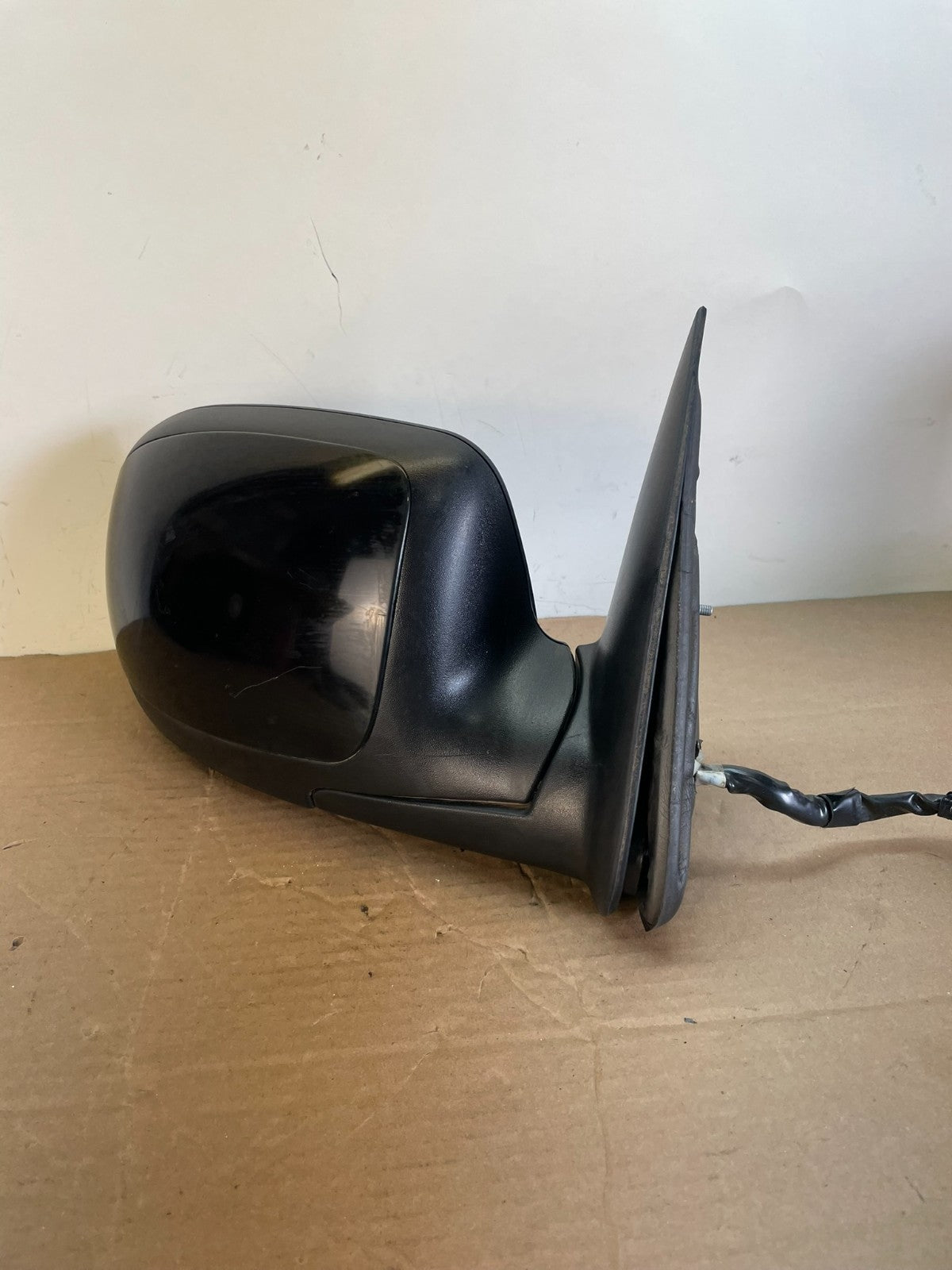 2003-2006 Chevrolet Tahoe Suburban Right Passenger Turn Door Mirror AG7897 DW1