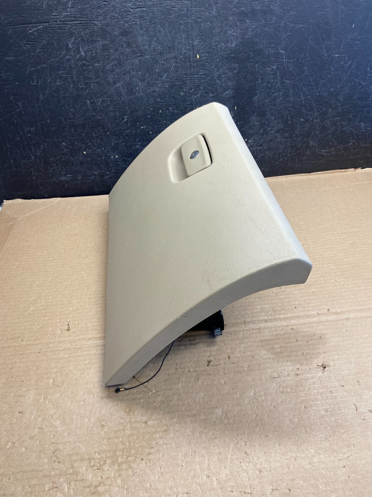 2011-2021 Jeep Grand Cherokee Front Right Passenger Storage Glove Box AH1571 DG2