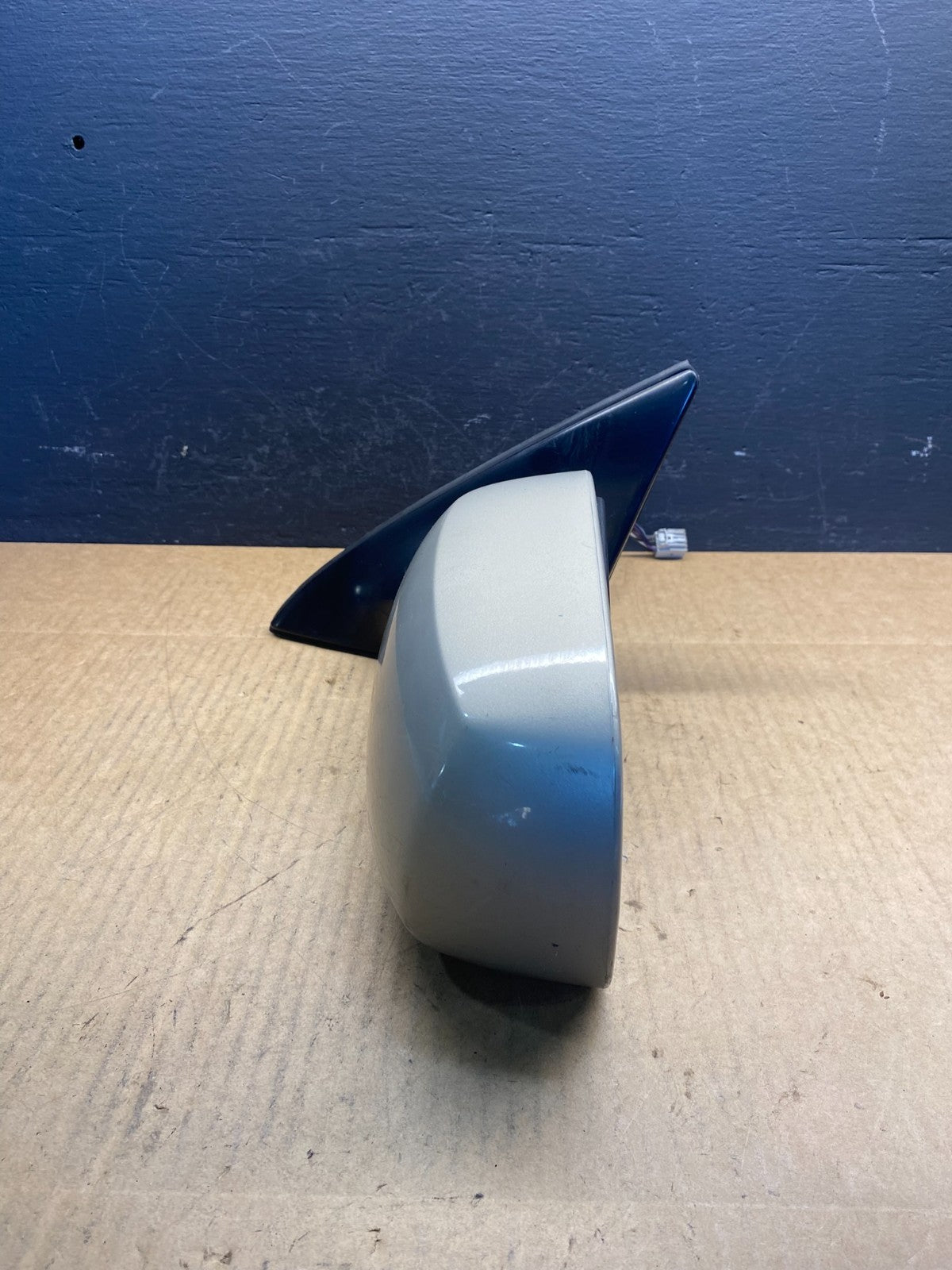 2009 to 2011 Buick Lucerne Left Driver LH Side View Door Mirror OEM AC2865 DW4