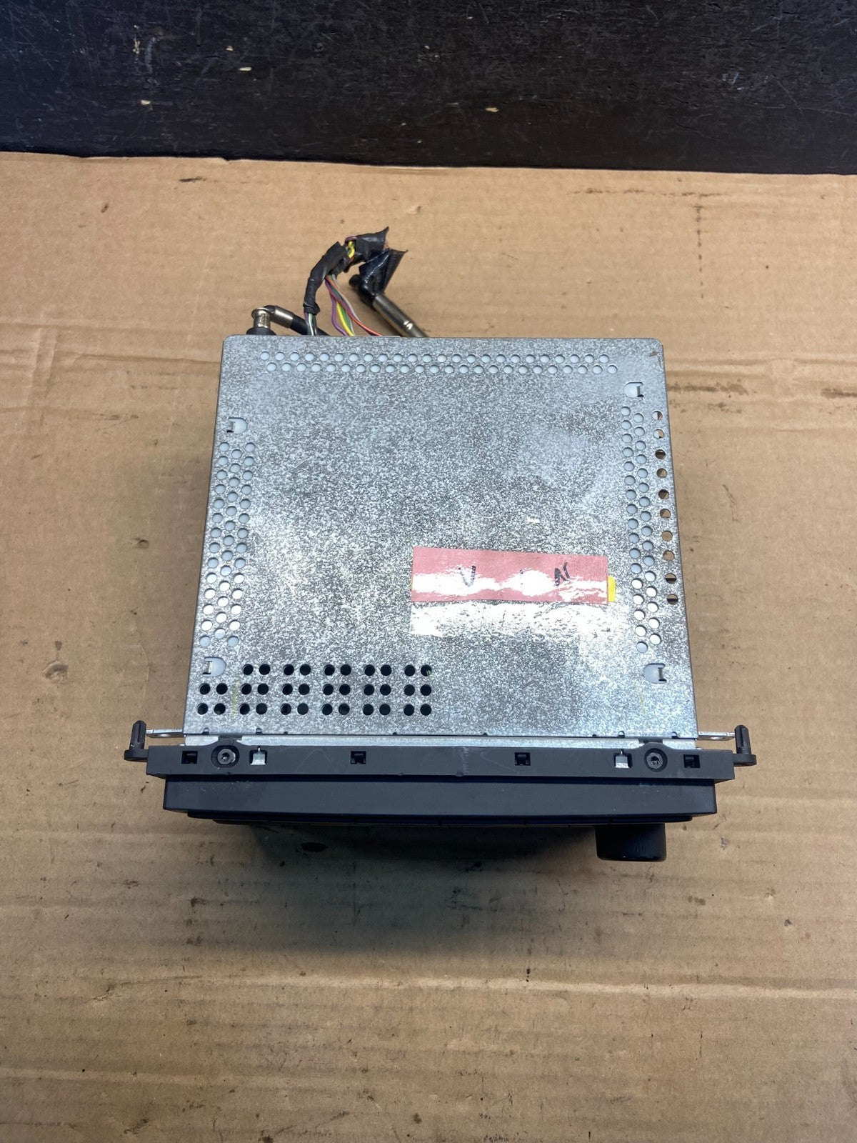 2004 to 2008 Ford F150 Mustang Radio Stereo Audio AM/FM ae2518 DG4