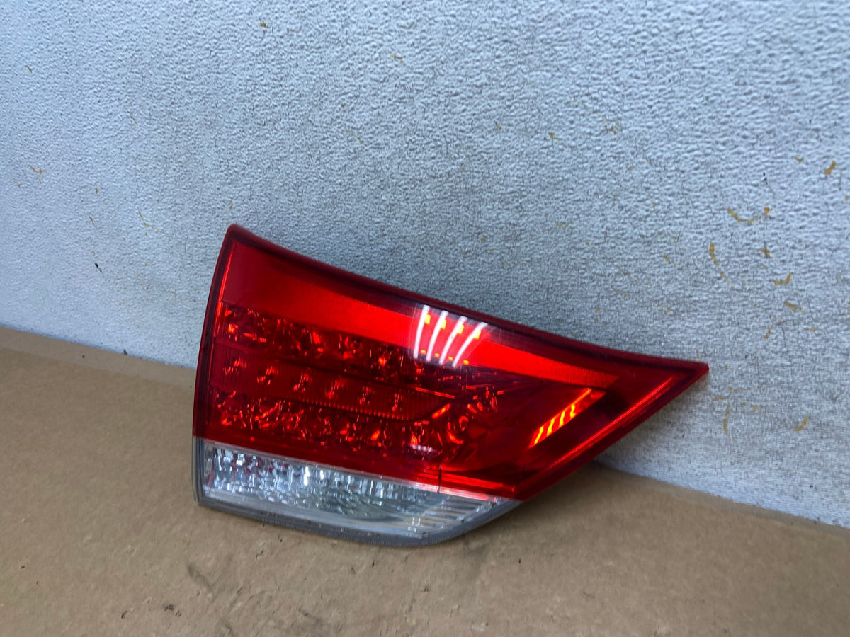 2011-2020 Toyota Sienna Left Driver LH Side Inner Tail Light AI3544 LK1