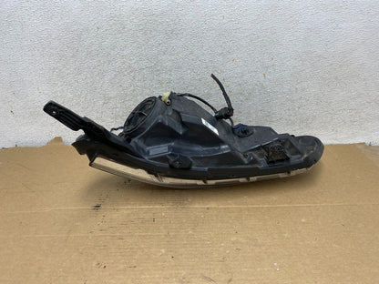 2016 - 2018 Chevrolet Malibu Right Passenger RH Halogen Headlight AH7873 DW5
