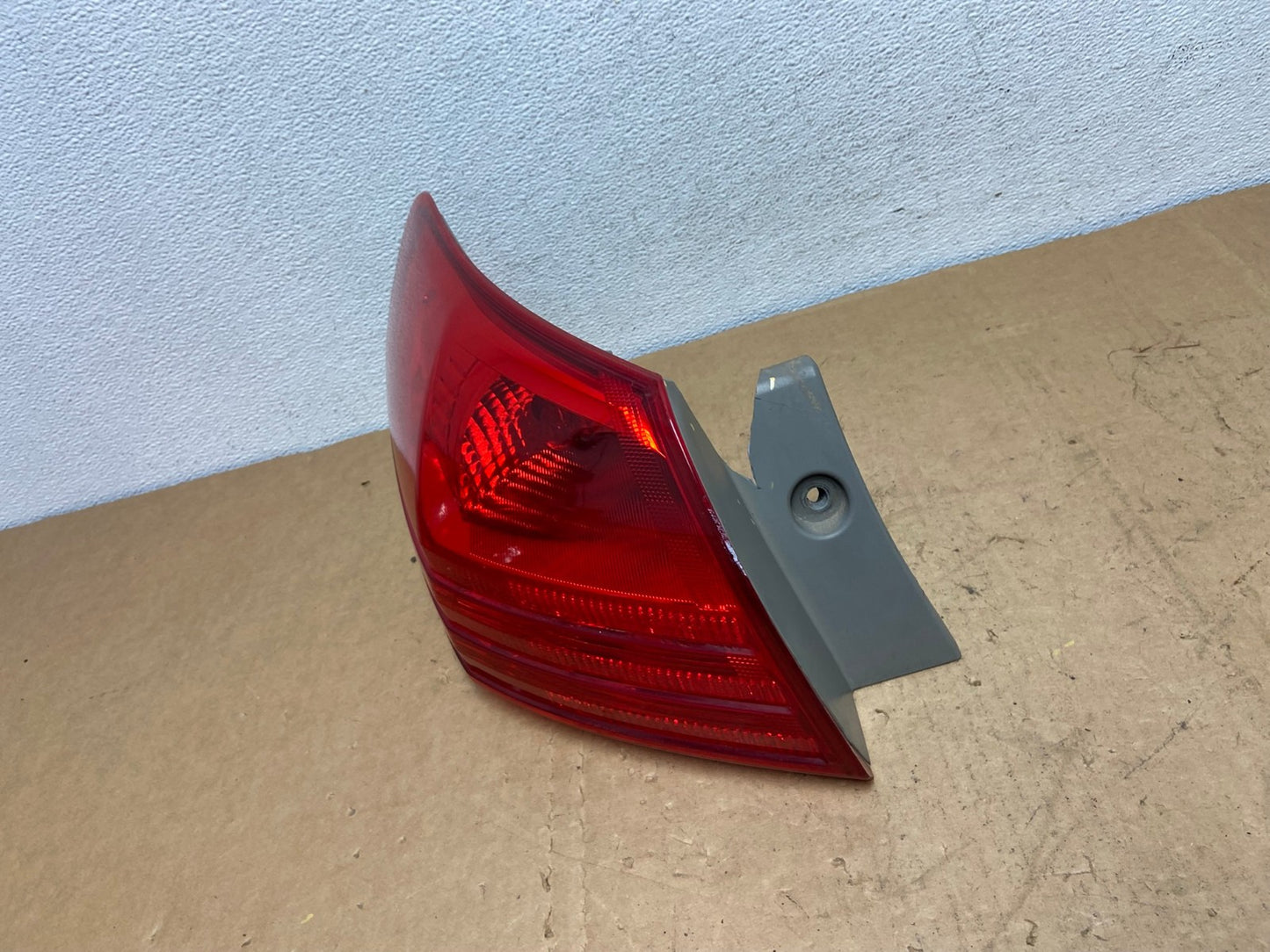 2008 to 2015 Nissan Rogue Left Driver Lh Side Tail Light AD1279 LK1