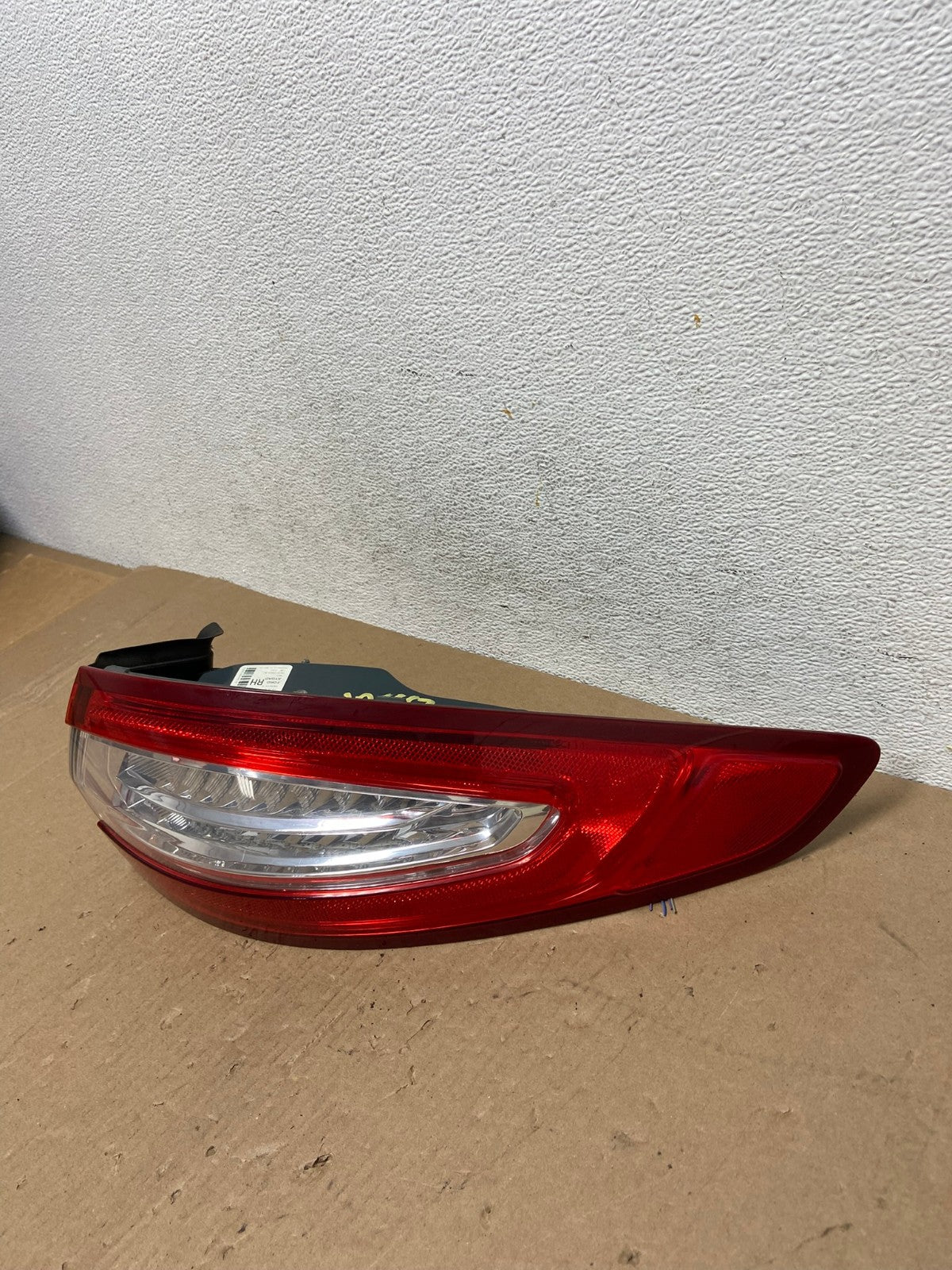 2013 to 2016 Ford Fusion Right Passenger RH Side Tail Light AD7662 LK2