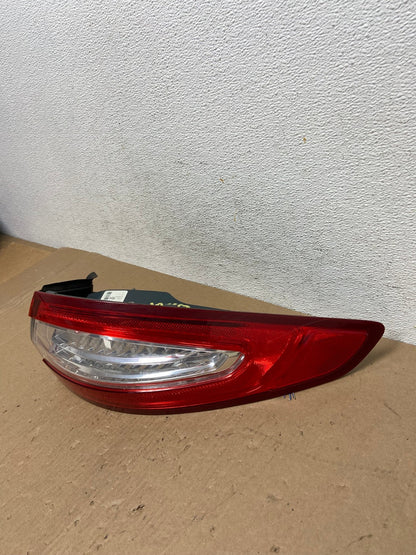 2013 to 2016 Ford Fusion Right Passenger RH Side Tail Light AD7662 LK2