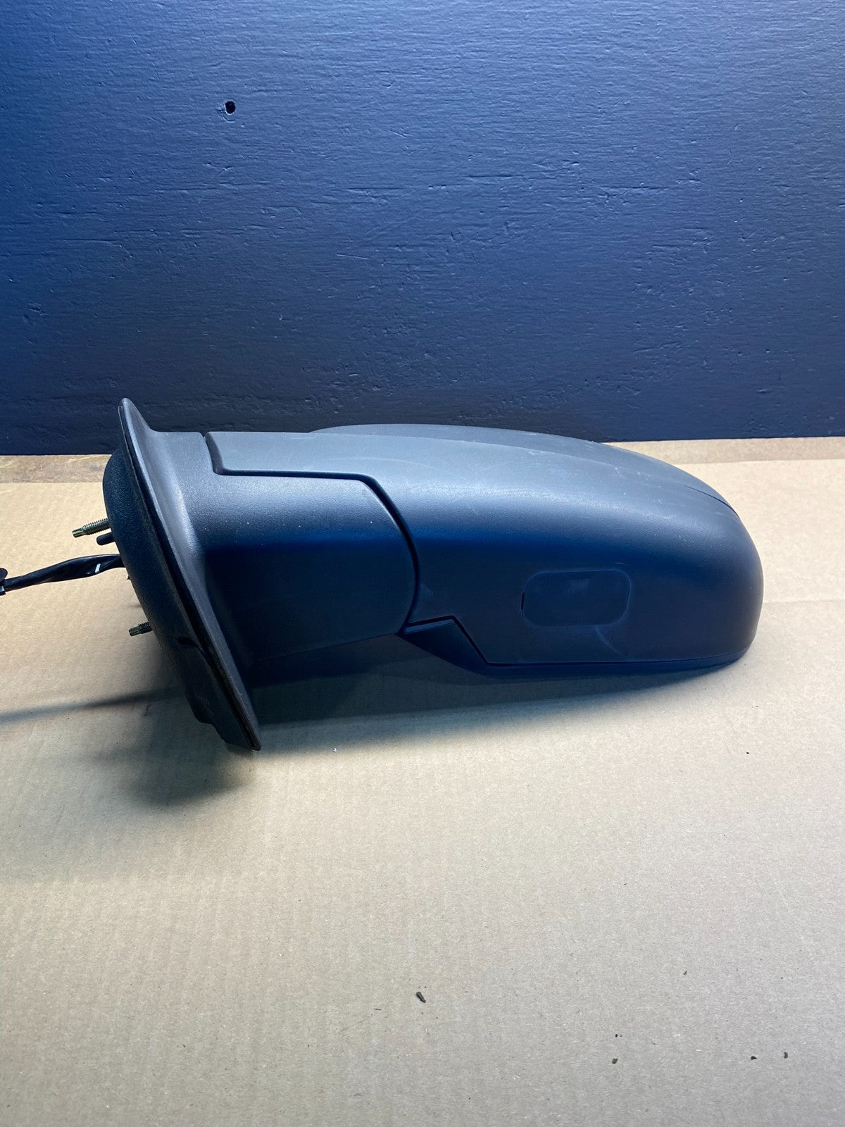 2007 to 2008 Gmc Yukon Left Driver LH Side View Door Mirror OEM AB4127 MS1