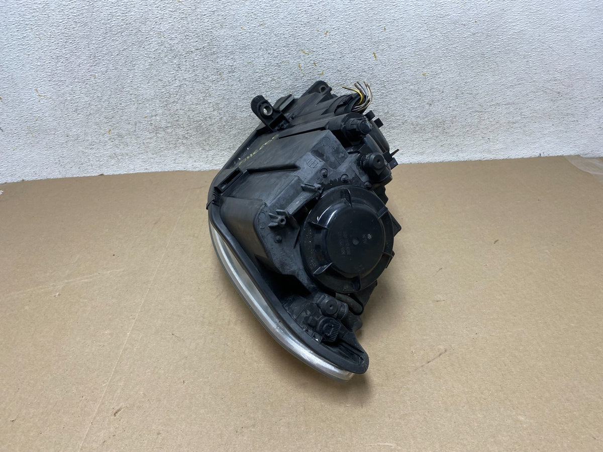 2009 to 2012 Volkswagen CC Right Passenger RH Headlight Halogen AH6655 DW10