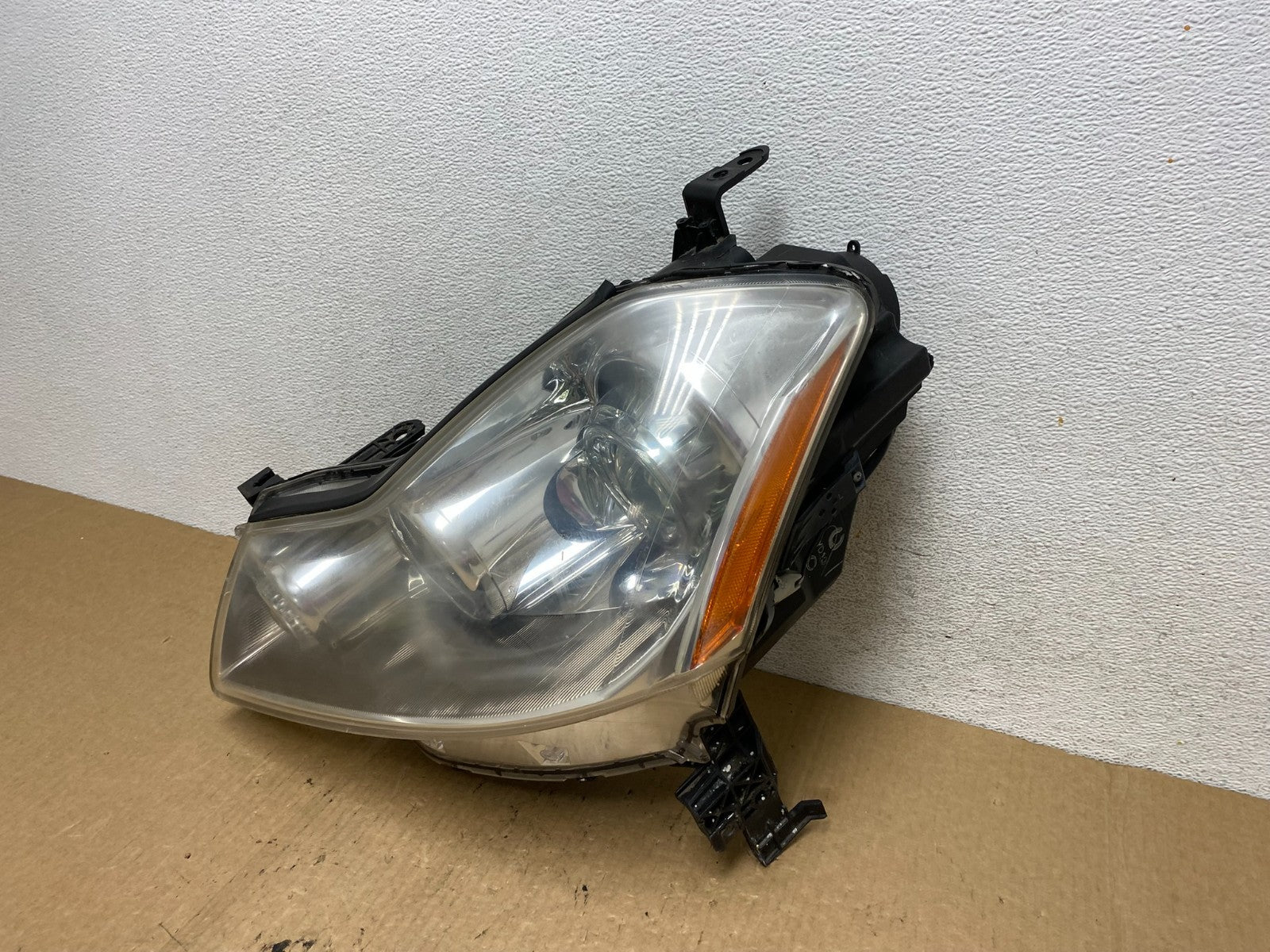 2006 to 2010 Infiniti M35 Left Driver Side Hid Xenon Headlight AF9807 DW1