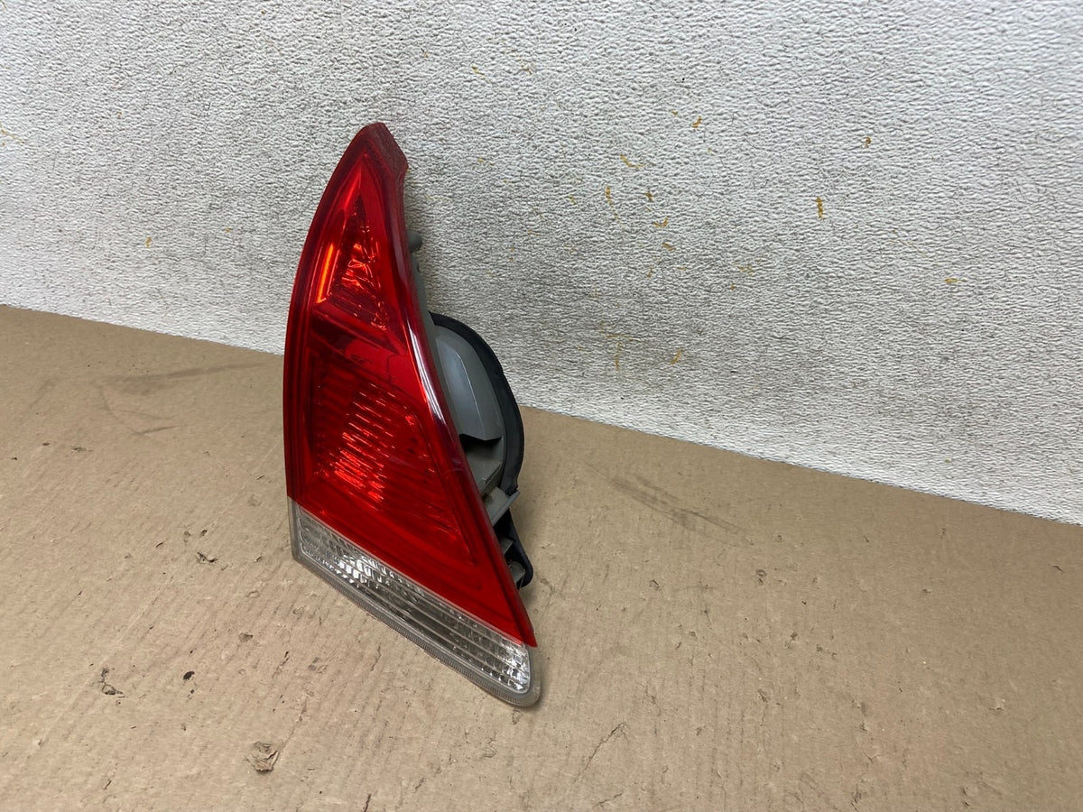 2009 to 2012 Toyota Venza Left Driver LH Side Inner Tail Light AH6934 LK2