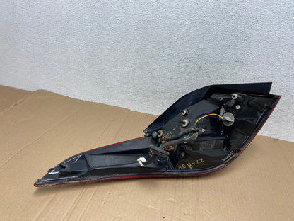2014 2015 2016 Hyundai Elantra Sedan Right Passenger RH Tail Light AE8912 LK6