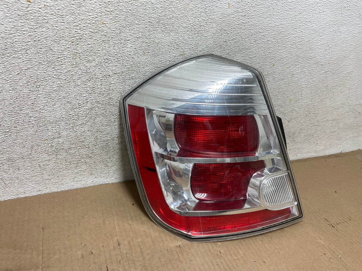 2007 to 2012 Nissan Sentra Left Driver LH Side Tail Light AH5795 LK1