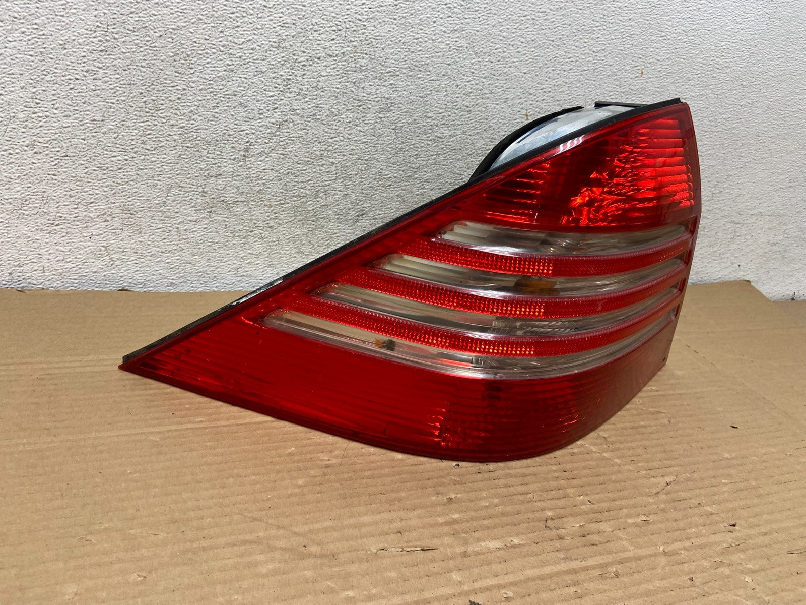 2003-2006 Mercedes-Benz S-Class Tail Light Left Driver Lh Side AG8945 DW1