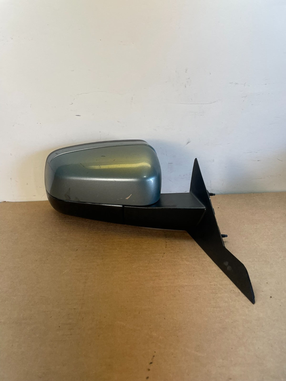 2005 2006 2007 Ford Five Hundred Right Passenger View Door Mirror af8619 DG0