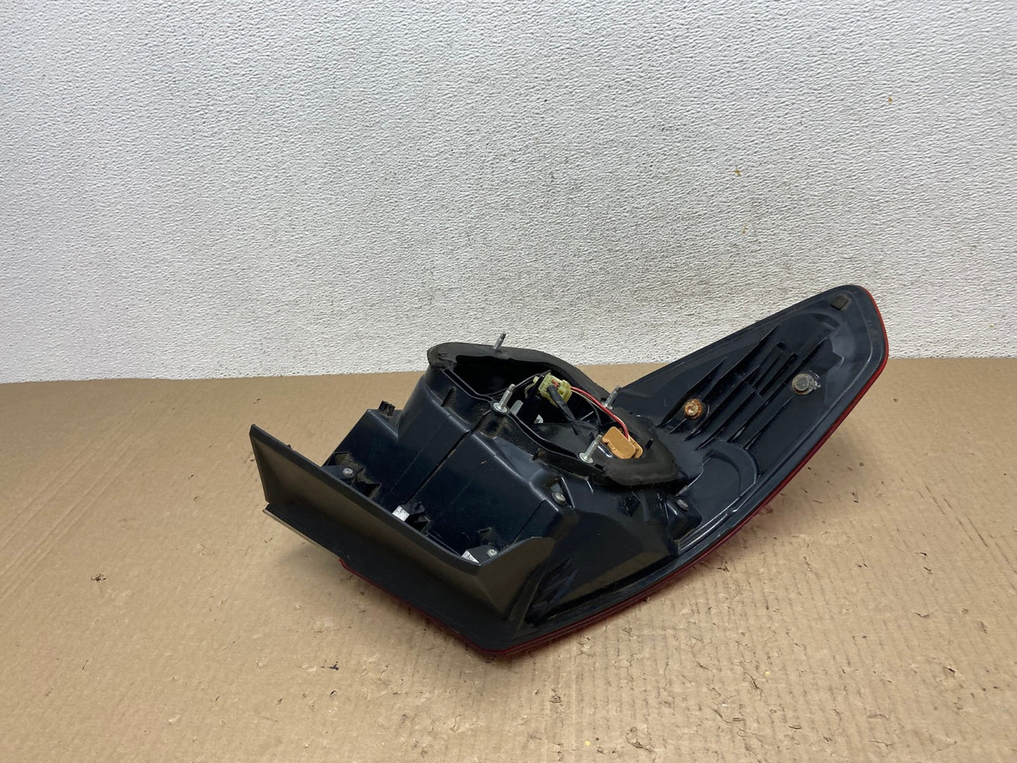 2010 to 2014 Subaru Legacy Right Passenger Rh Side Tail Light AF2833 LK3